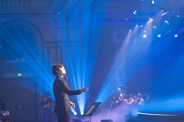 Các nghệ sĩ đã mang đến những tiết mục bùng nổ