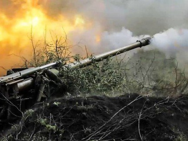 Phòng không Ukraine suy yếu, cơ hội cho UAV Nga