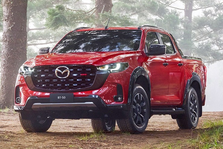 Mazda BT-50 hoàn toàn mới lộ diện, đẹp và hầm hố hơn - 3