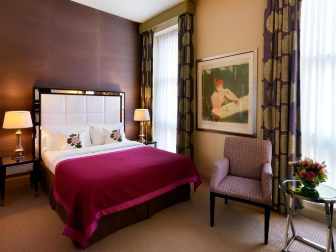 Một căn phòng ở khách sạn The Mandeville.