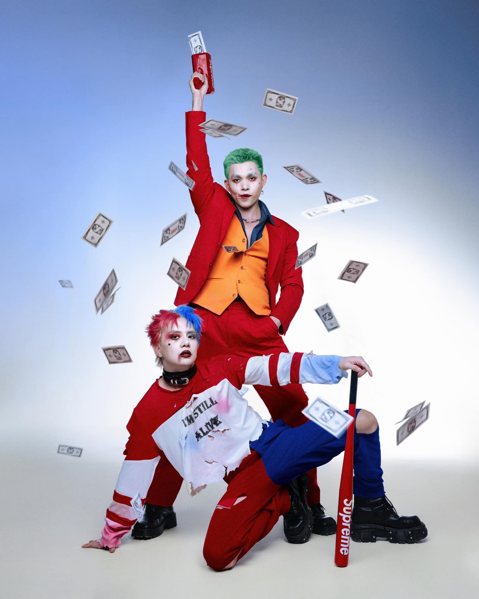 Bộ ảnh ấn tượng của Jun Phạm và Duy Khánh (vai Harley Quinn) nhận được sự khen ngợi của khán giả.