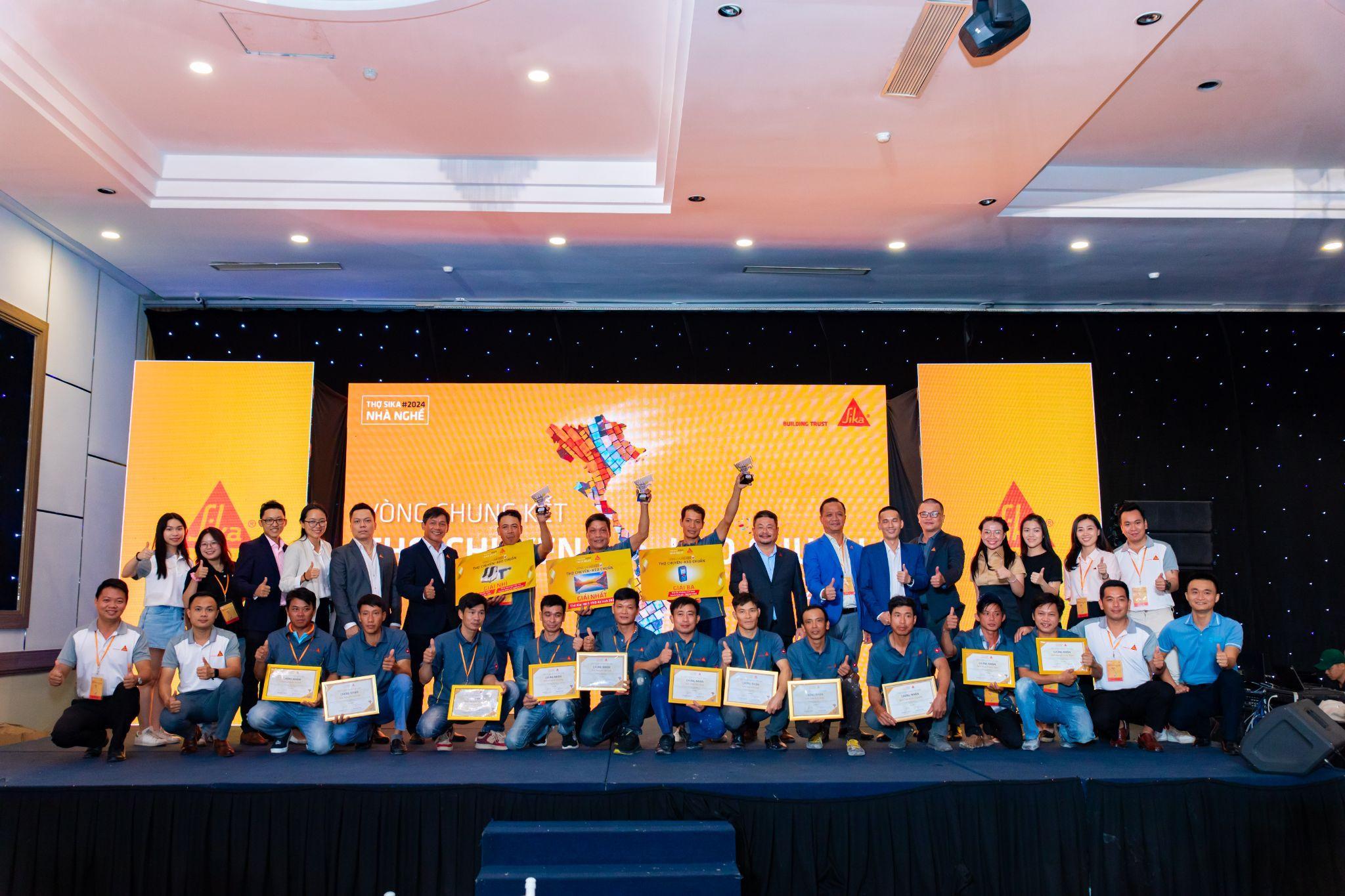 Vòng chung kết “Tranh tài Thợ Chuyên - Keo Chuẩn 2024” quy tụ 14 thí sinh xuất sắc nhất từ ba miền.