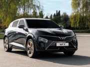 Tin tức ô tô - SUV cỡ C quá nhiều xe, vì sao nhiều người mê “tân binh” VinFast VF 7?