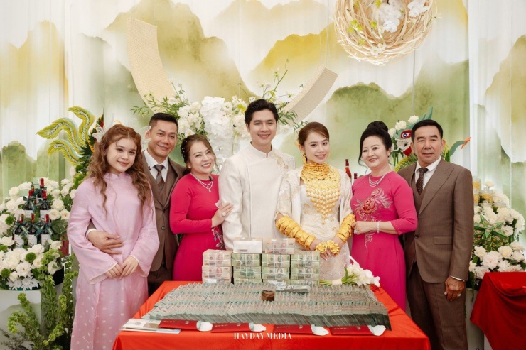 Profile chú rể cưới cô dâu với của hồi môn 1000 cây vàng - 1