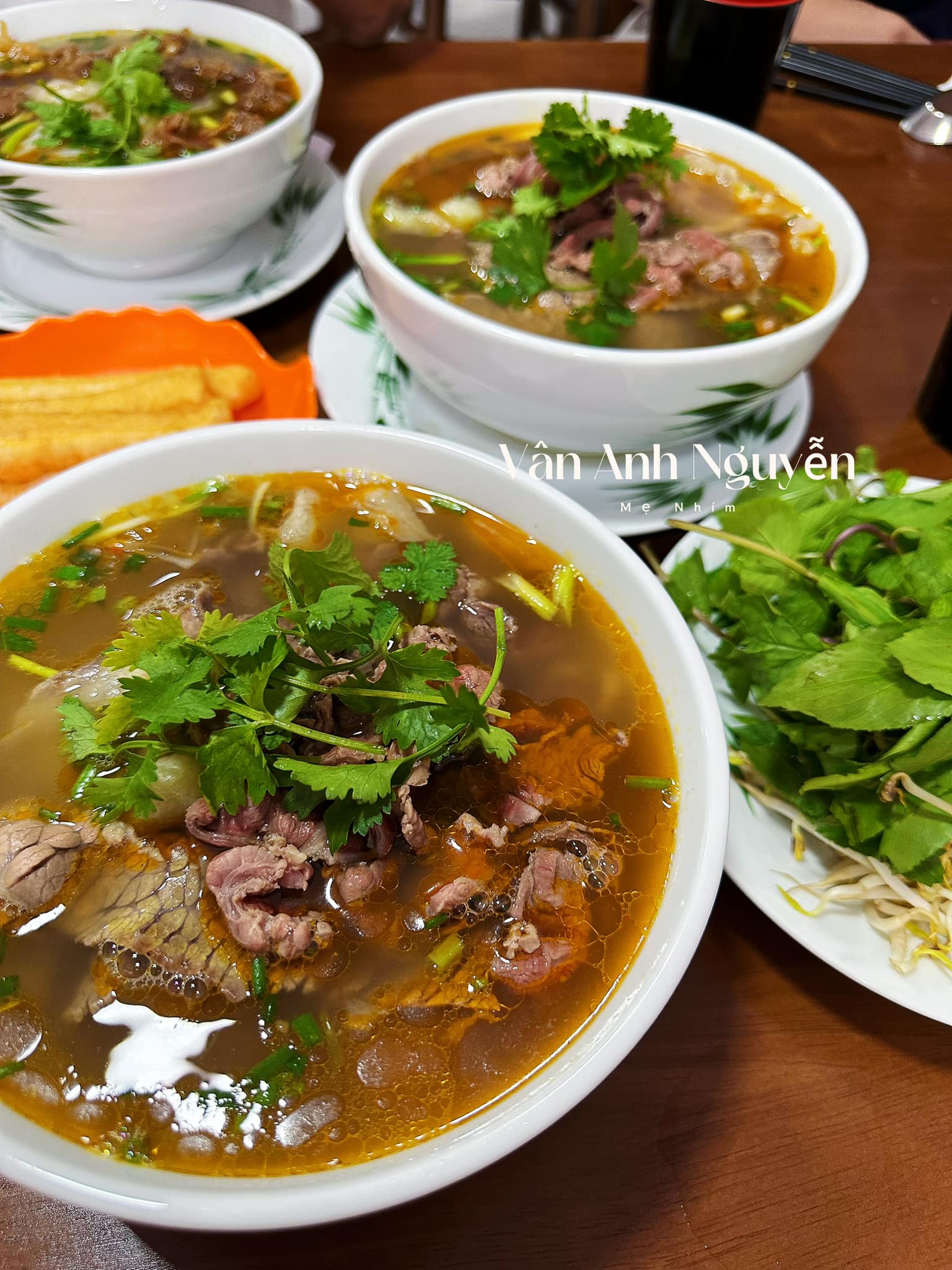 Phở bò sốt vang thơm ngon, hấp dẫn 