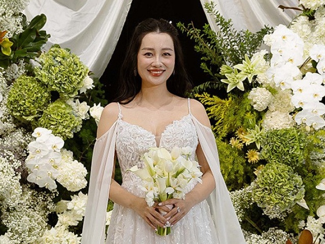 MC Quỳnh Chi: 'Đừng vội lấy chồng chỉ vì thỏa mãn người khác'