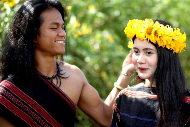 Núi lửa Chư Đang Ya rực rỡ mùa hoa dã quỳ - 9