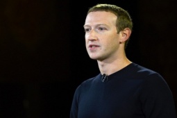 Facebook của Mark Zuckerberg kiếm bộn tiền từ quảng cáo sai lệch về bầu cử Tổng thống Mỹ