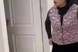 Bạn trẻ - Cuộc sống - Con dâu ngày nào cũng ngủ nướng không dậy nấu ăn sáng, mẹ chồng mặt biến sắc khi mở cửa phòng ngủ