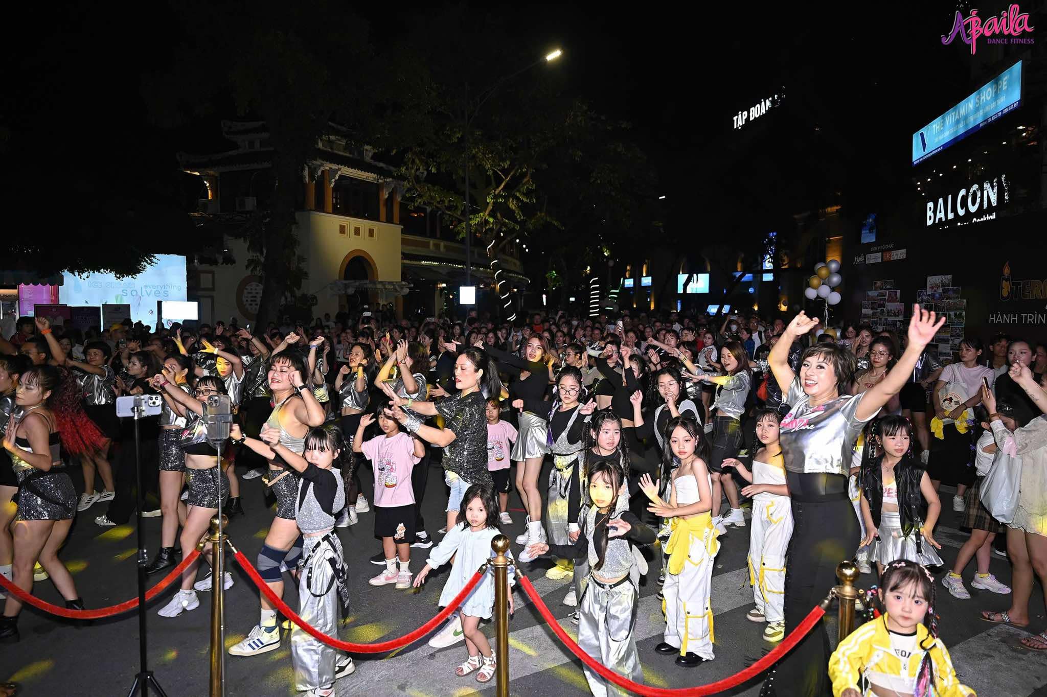 Người tham gia sự kiện