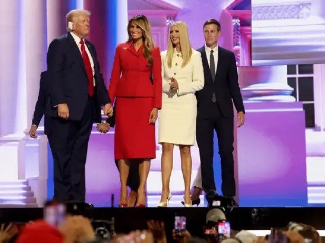 Giải mã sự biến mất của ái nữ Ivanka Trump