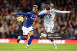 Bóng đá - Video bóng đá Ipswich Town - Leicester City: Thoát hiểm phút bù giờ (Ngoại hạng Anh)