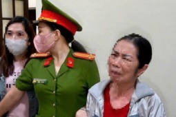 An ninh - Xã hội - Xâm phạm nhà ở cháu gái, 3 người phụ nữ bị khởi tố