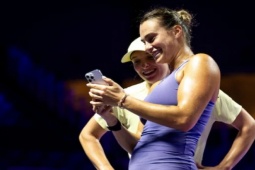WTA Finals có tiền thưởng cao ngất ngưởng, nhiều ý kiến trái chiều