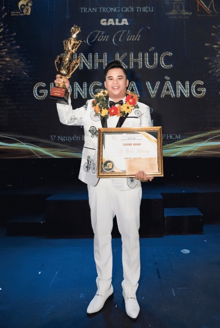 Quốc Kháng giành quán quân cuộc thi ''Tình khúc vàng'' năm 2020.