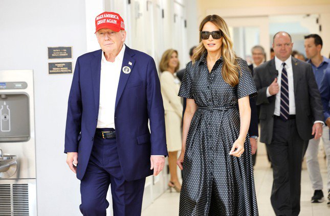 Ông Donald Trump và bà Melania Trump vào ngày bầu cử hôm 5/11. Ảnh: Getty.