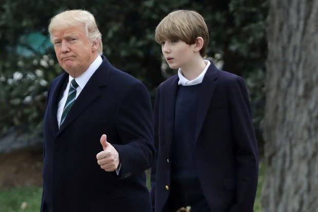 Chiều cao và phong thái vượt trội của Barron Trump - con trai út ông Donald Trump - 2