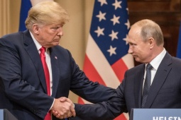 Thế giới - Ông Putin chúc mừng ông Trump, sẵn sàng đối thoại