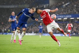 Bóng đá - Chelsea - Arsenal 117 năm “con gà tức nhau tiếng gáy”, mơ phủ xanh London