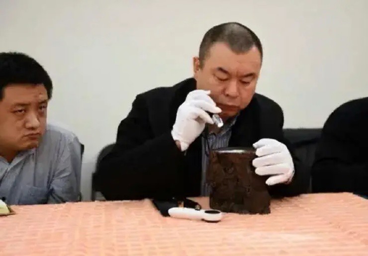 Nhặt được báu vật trị giá hơn 500 tỉ đồng nhưng chủ nhân quyết không bán vì lý do này - 2