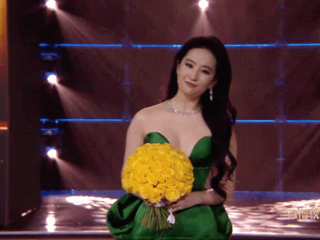 Phim - Lưu Diệc Phi nhận giải cũng bị chê cười