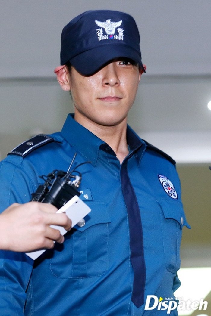 T.O.P gần như biến mất trước công chúng. Ảnh: Dispatch.