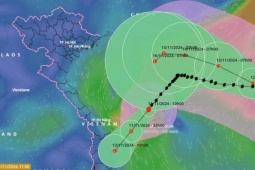 Tin tức trong ngày - Bão số 7 áp sát vùng biển Quảng Nam-Bình Định, bão TORAJI sắp vào Biển Đông