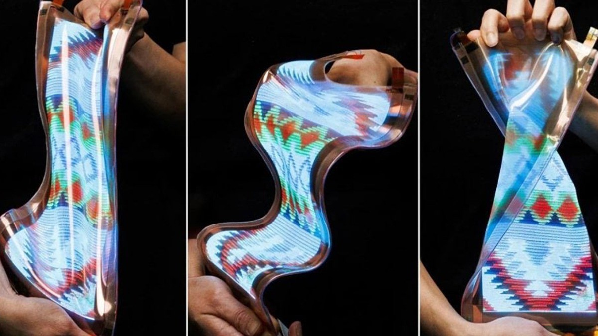 LG ra mắt màn hình co giãn đầu tiên trên thế giới.