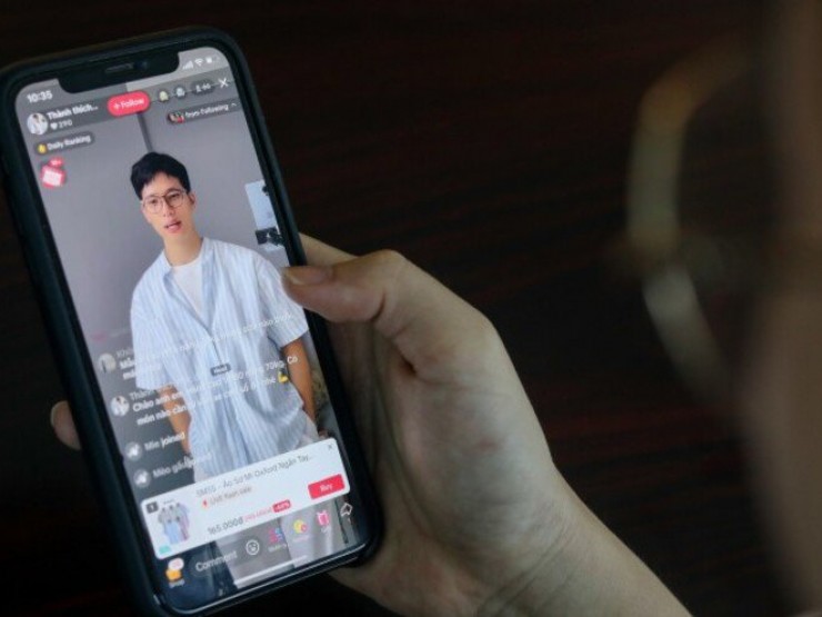 Tài khoản mạng xã hội sắp phải xác thực để đăng bài