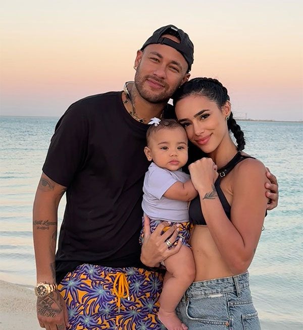 Neymar e sua namorada Bruna Biancardi passaram férias em um resort de luxo no Mar Vermelho para o aniversário do bebê Mavie no mês passado. Foto: Instagram Bruna Biancardi