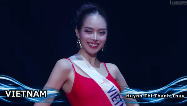 Thanh Thủy tỏa sáng trong đêm chung kết.