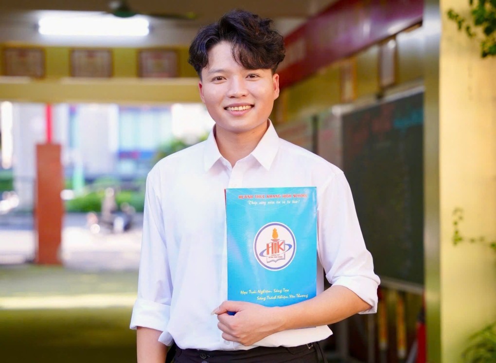 Thầy Nguyễn Hữu Quyết, giáo viên trường THPT Huỳnh Thúc Kháng, Hà Nội. Ảnh: Nhân vật cung cấp