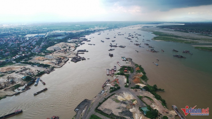 Nơi gặp nhau của sông Hồng, sông Lô và sông Đà. Ảnh: Đức Hoàng