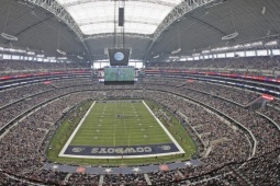 Có gì trong sân vận động trị giá 2,1 tỷ USD vừa bị đổ lỗi khi Dallas Cowboys thua đậm?