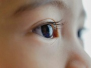 Sức khỏe đời sống - Mỹ: Ăn nhiều đồ ăn vặt, cậu bé bị mù vĩnh viễn
