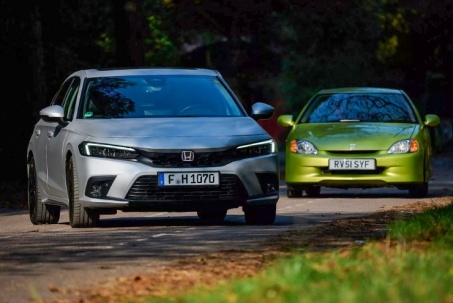 Ngắm xe Honda Civic e:HEV độc bản với màu sơn lạ