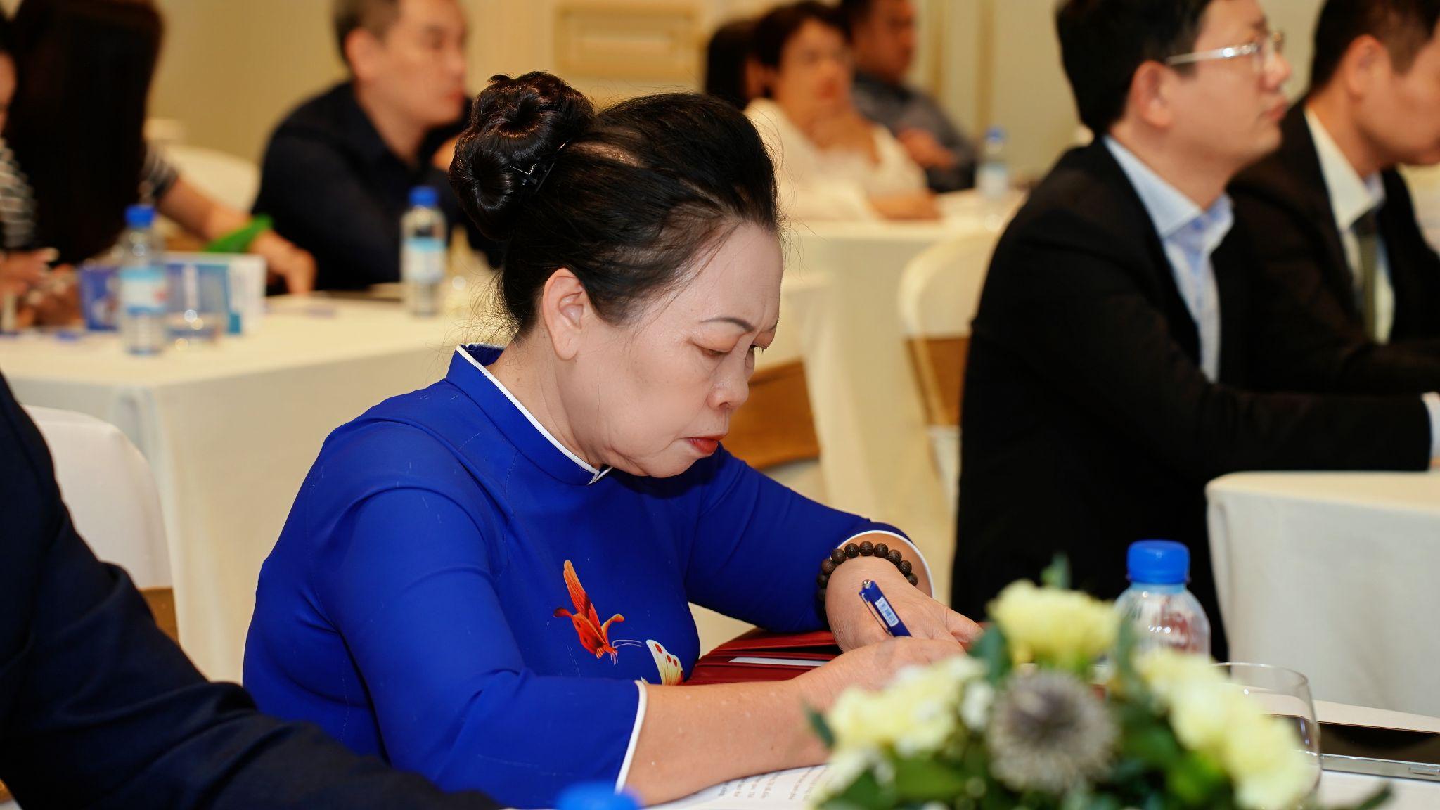 Bác sĩ Đặng Thị Hà - nguyên Giám đốc Bệnh viện Phục hồi chức năng Hương Sen tại sự kiện