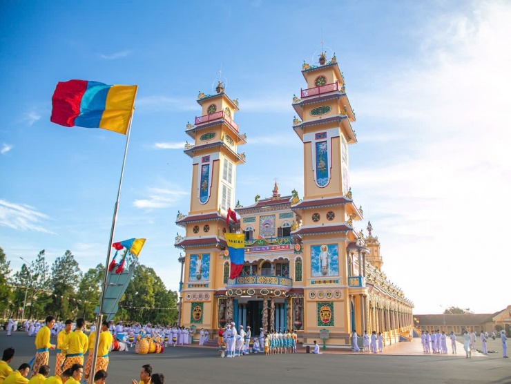 Tòa thánh Tây Ninh - công trình trăm năm của đạo Cao Đài - 2