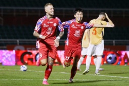 Trực tiếp bóng đá TP.HCM - Công an Hà Nội: Trọng Long nhận thẻ đỏ (V-League) (Hết giờ)