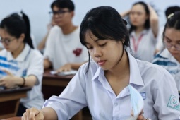 Giáo dục - du học - Thí sinh choáng vì đề thi đánh giá năng lực gần 10 môn