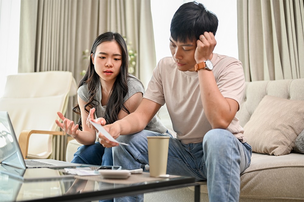 Rơi vào bẫy lừa, vừa mất tiền vừa lỡ việc khi bán nhà - 1