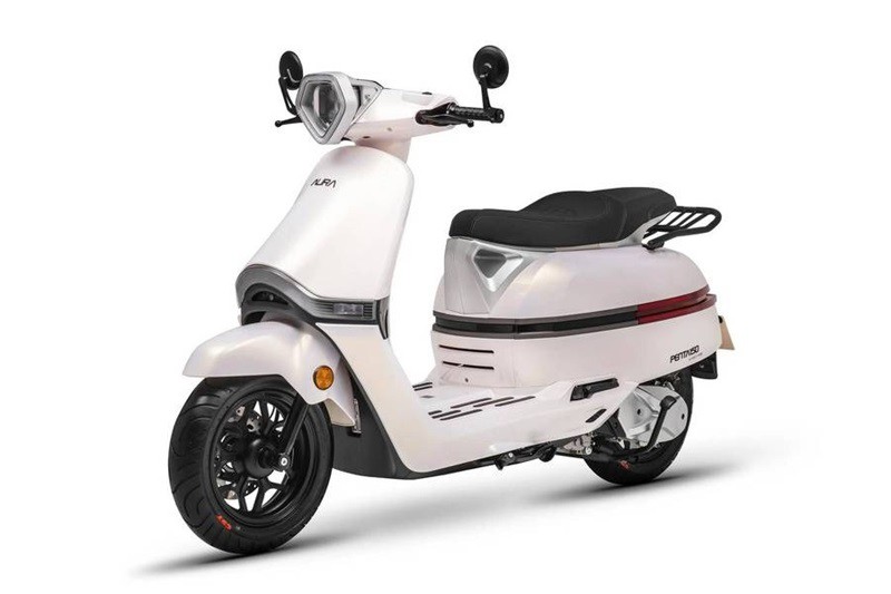 Aura Halo Penta 150 - xe ga có thể khiến SH, Vespa phải 