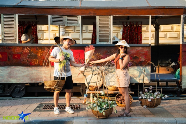 Du khách trải nghiệm thời bao cấp, hoài niệm nếp sống Hà Nội - 5