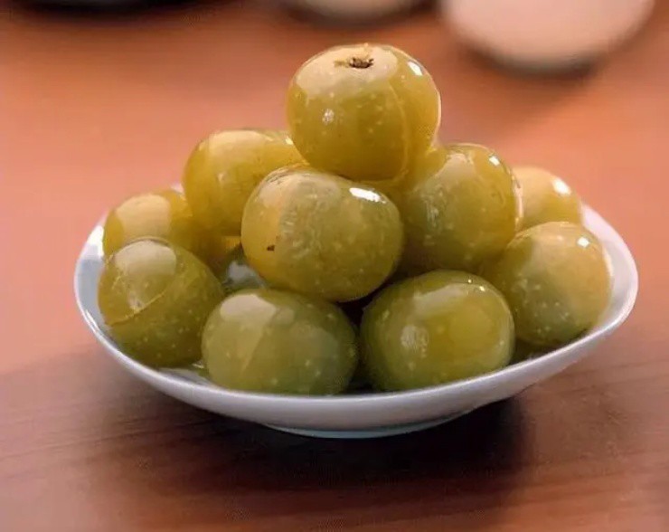 Quả dại ăn là muốn nôn, nay mang ra chợ bán thu gần 200.000đ/kg - 4