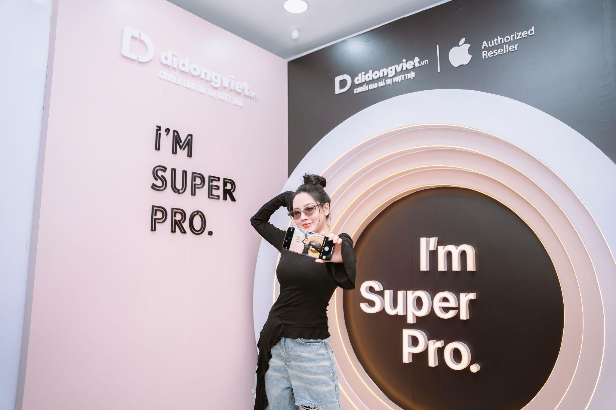 Clip Viên Vibi đập hộp iPhone 16 hút hơn 1,3 triệu lượt xem - 3