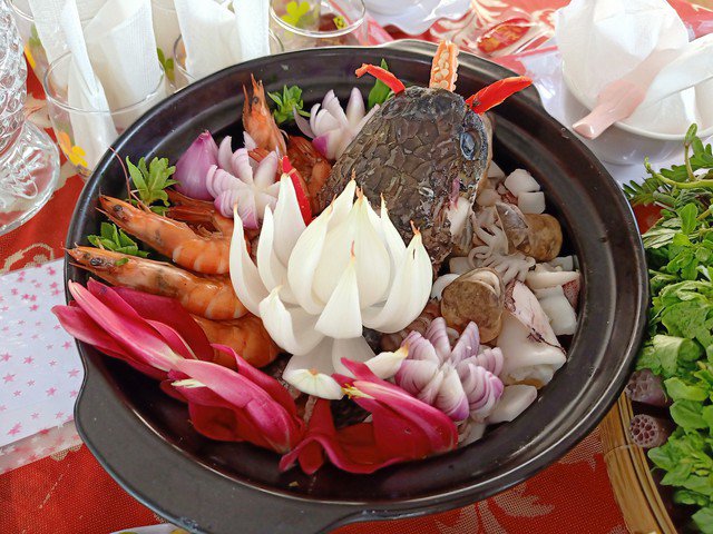 Lẩu mắm là món ăn đặc trưng của miền Tây Nam Bộ. (Ảnh: TL)