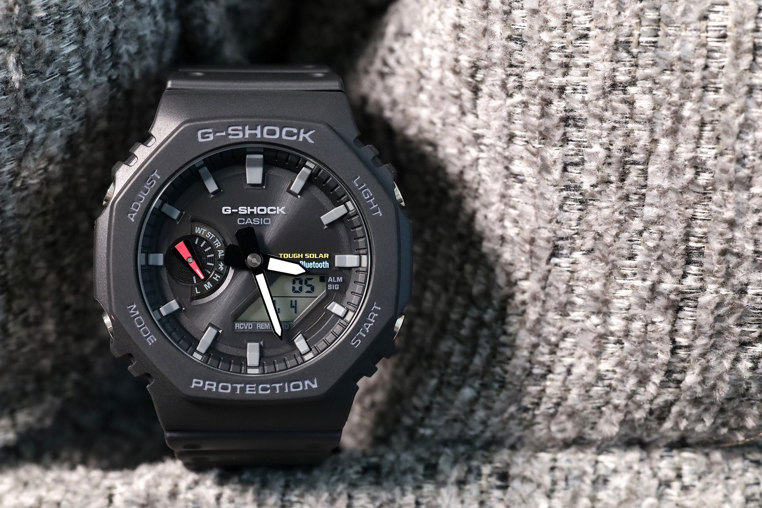 Casio G-Shock 2100 Series (GA-B2100-1A1ER)