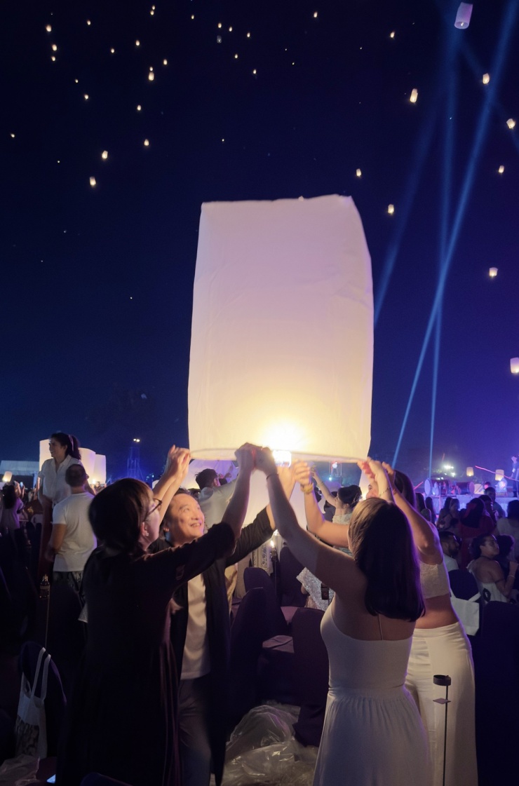 Khách Việt trải nghiệm thả đèn trời ở Chiang Mai - 8