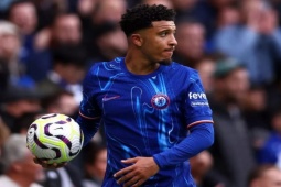 Sancho hóa "cục nợ" ở Chelsea, cựu sao Ngoại hạng Anh tuyên bố phũ phàng