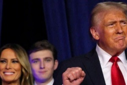 Lạ lùng tour du lịch 'trốn' ông Donald Trump